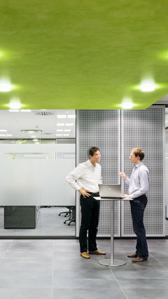 Залы заседаний в офисах компании Audi в Германии освещены с применением офисных световых решений Philips  
