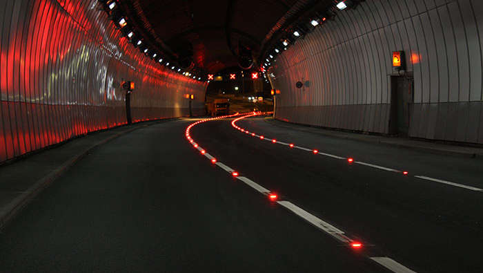 Световые решения Philips направляют водителей в туннель Солтэш 